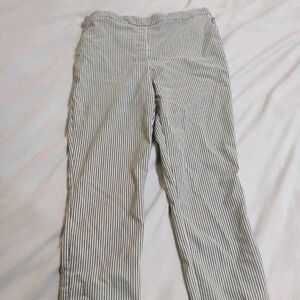 Chic Women's Striped Straight Leg Pants